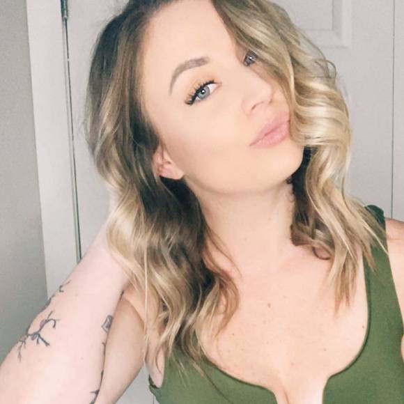 whitney_wilde